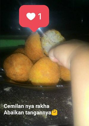 Foto resep Bola bola nasi (mpasi 12bulan)