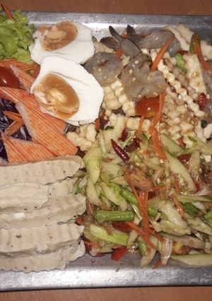 รูปของ ส้มตำไร้พรหมแดน