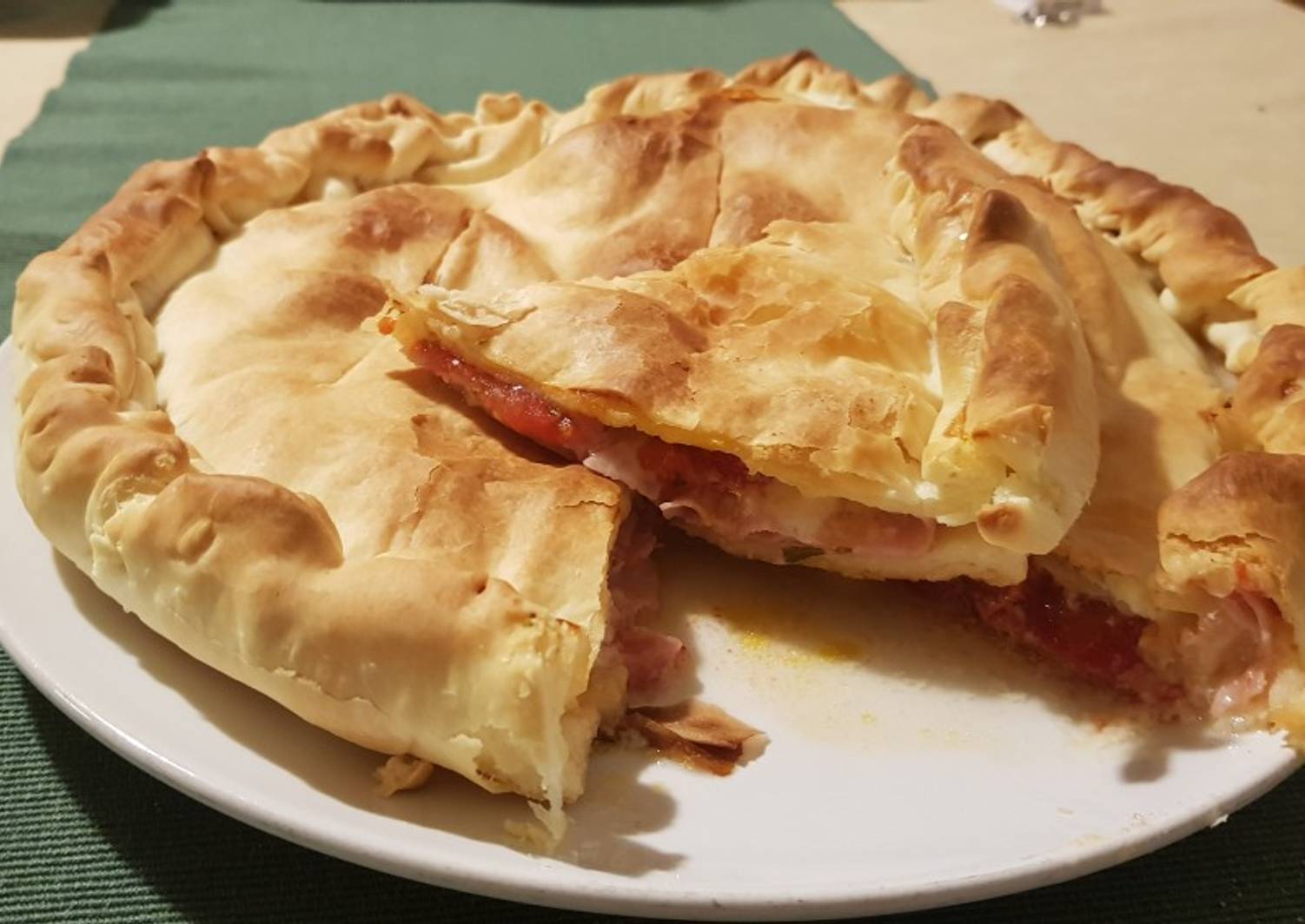 Ricetta Torta Salata prosciutto formaggio e pomodoro di Barbara73 Cookpad