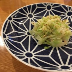 A picture of Korean cookery cabbage salad! (Namuru).