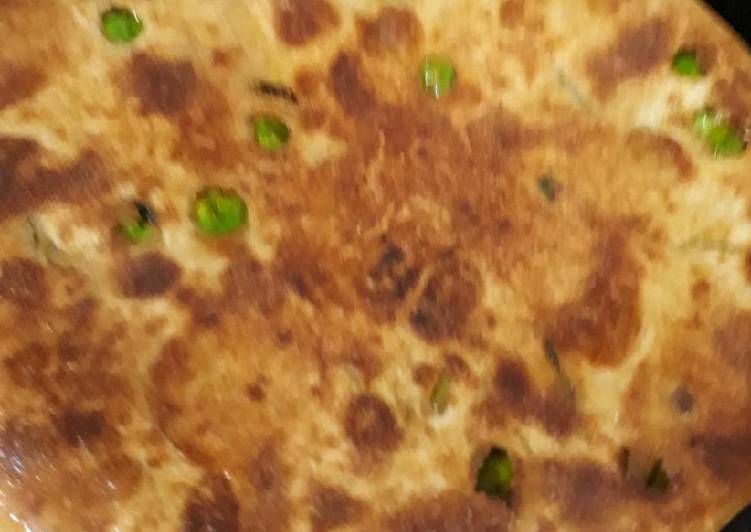 Steps to Make Perfect Peas Capsicum Paratha