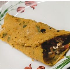 A picture of Stuffed Besan Chilla.