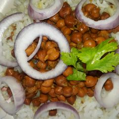 A picture of Black chane with rice.