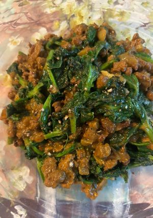 Hình của món Rau đậu Hoà lan xào thịt bò.