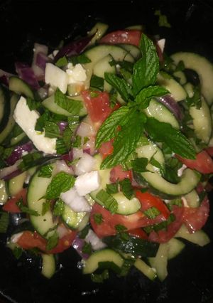 Una foto de Ensalada de pepino con queso fresco