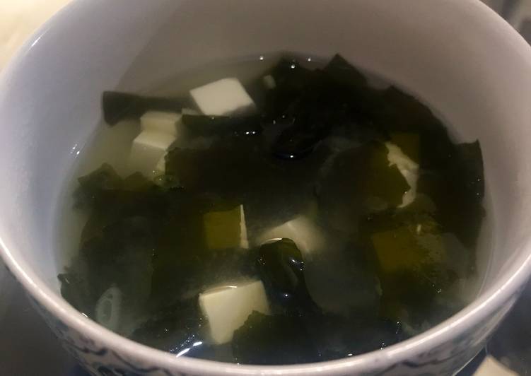 Bagaimana Menyiapkan Miso Soup, Menggugah Selera