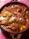 Tajine de besugos a la lima encurtida con tomate y olivas