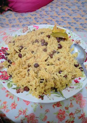 A picture of Black grams rice.
