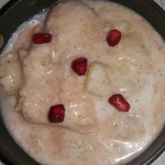 A picture of Dahi Bhalle.