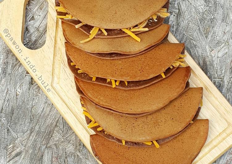 Indonesian Folded Chocolate Pancake (Martabak Manis Lipat)