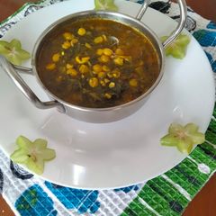 A picture of Aam palak ki Dal.