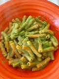 Pasta di lenticchie con pesto di zucchine e feta greca 🍝