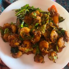 A picture of Prawns Masala.
