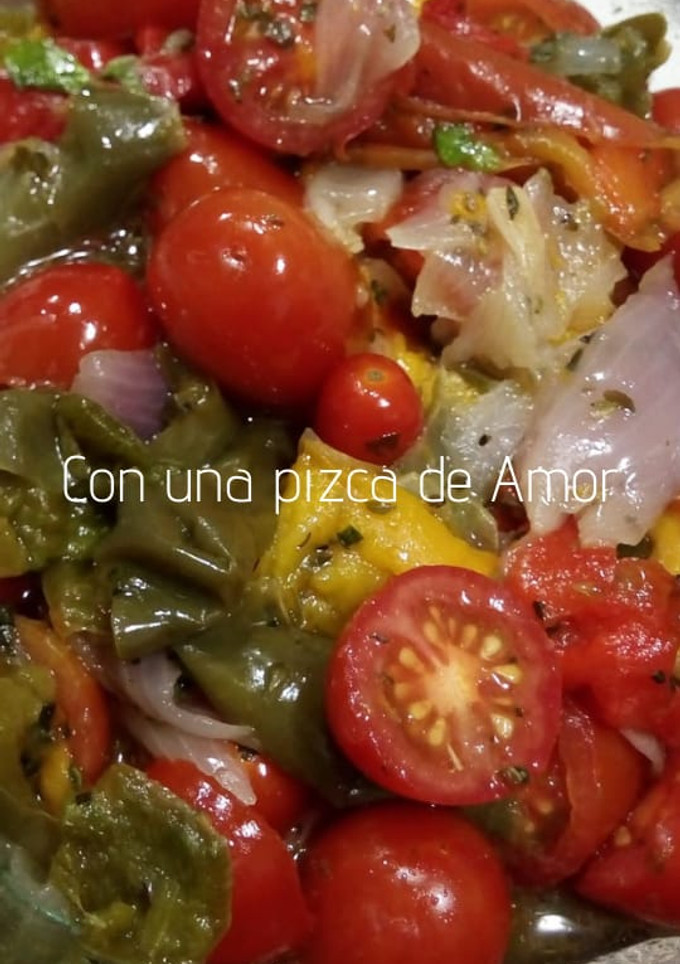 Una foto de Ensalada criolla tibia