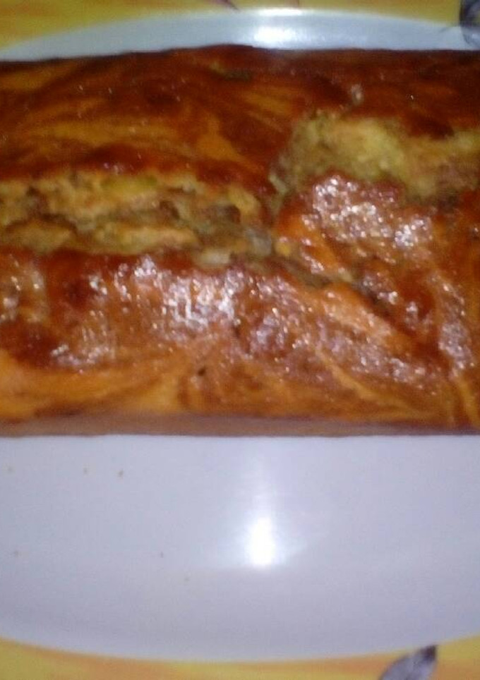 Una foto de Budín de mandarina marmolado