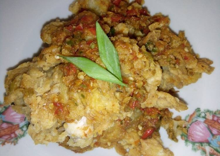 Cara mudah memasak Penyet III : Ayam Crispy Sambal Bawang, Bikin Ngiler
