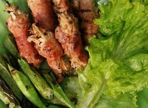 Hình của món Thịt cuộn nấm kim châm.