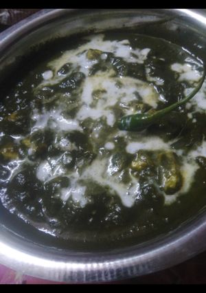 पालक पनीर (Palak paneer recipe in Hindi) रेसिपी मुख्य फोटो