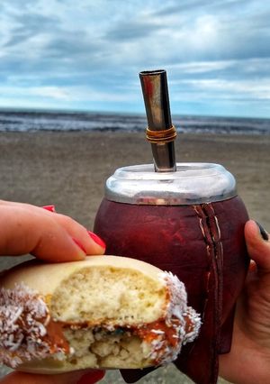 Una foto de Alfajores de maicena sin manteca