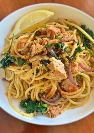 A picture of Tuna pasta.