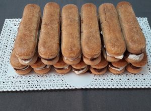 O poză a rețetei Pișcoturi cu nutella și mascarpone.