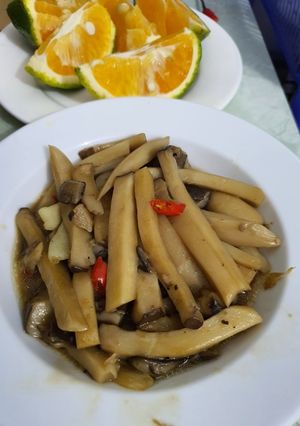 Hình của món Nấm đùi gà kho nước tương.