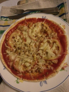 Una foto de Pizza atún