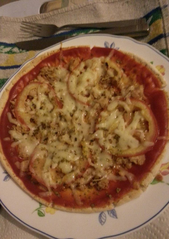 Una foto de Pizza atún
