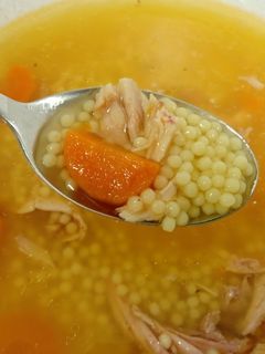 Una foto de Sopa de pollo
