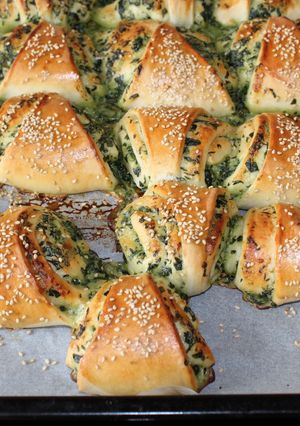 Mángoldos-krémsajtos háromszög recept fotója