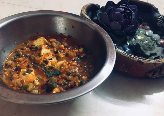 Easiest Way to Prepare Favorite Mutter Paneer