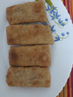 आलू पनीर स्प्रिंग रोल (Aloo Paneer spring roll recipe in Hindi) रेसिपी मुख्य फोटो