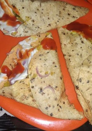 A picture of Cheese samosa.