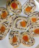 Trứng cuộn giò sống