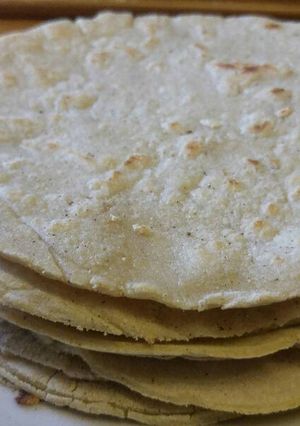 A picture of Quick and Easy Corn Tortillas.