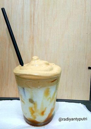 Foto resep Dalgona Coffee Caramel