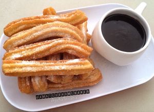 Foto resep Homemade Churros with Chocolate Dipping Sauce