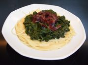 Une photo de lardons et spaghettis