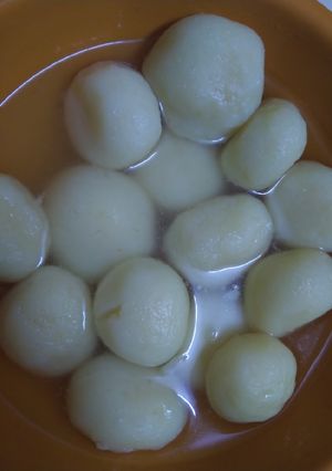 A picture of Bengali Rosogulla - Indian sweet.