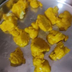 A picture of Gobhi ke pakore.