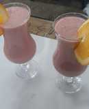 Jugo de fresa con leche condensada...