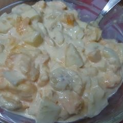 A picture of Cream fruit chat.