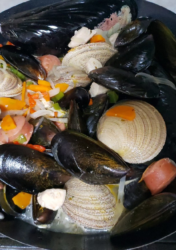 Una foto de Cocimiento o "discada" en wok