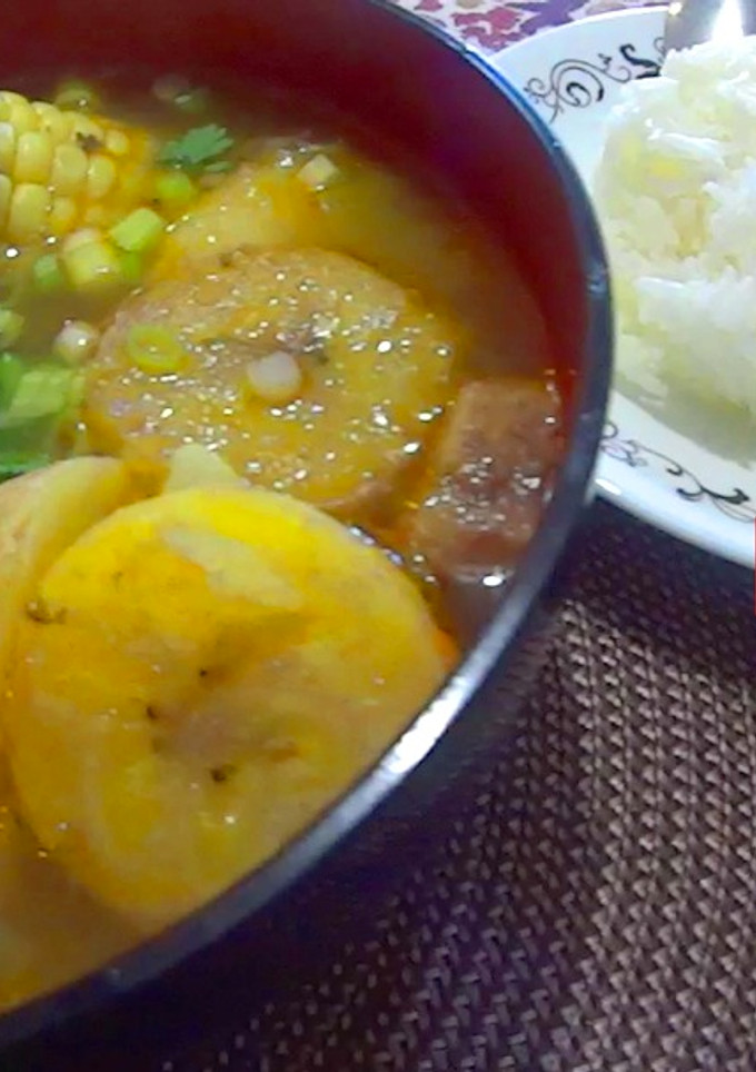Una foto de Sopa de Res Catracha
