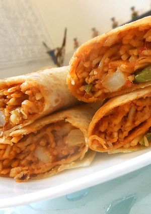 A picture of Veg Noodles Frankie.