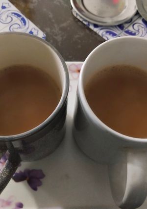 चाय स्पेशल (गुड़ और अदरक) रेसिपी मुख्य फोटो