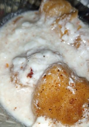 A picture of Dahi phulki.