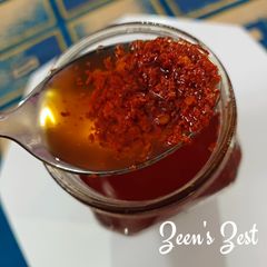 A picture of Fresh Red Chilli Oil.