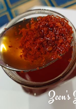 A picture of Fresh Red Chilli Oil.