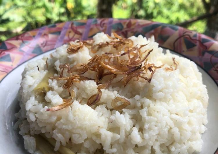 Langkah Mudah untuk Menyiapkan Nasi Liwet, Bikin Ngiler